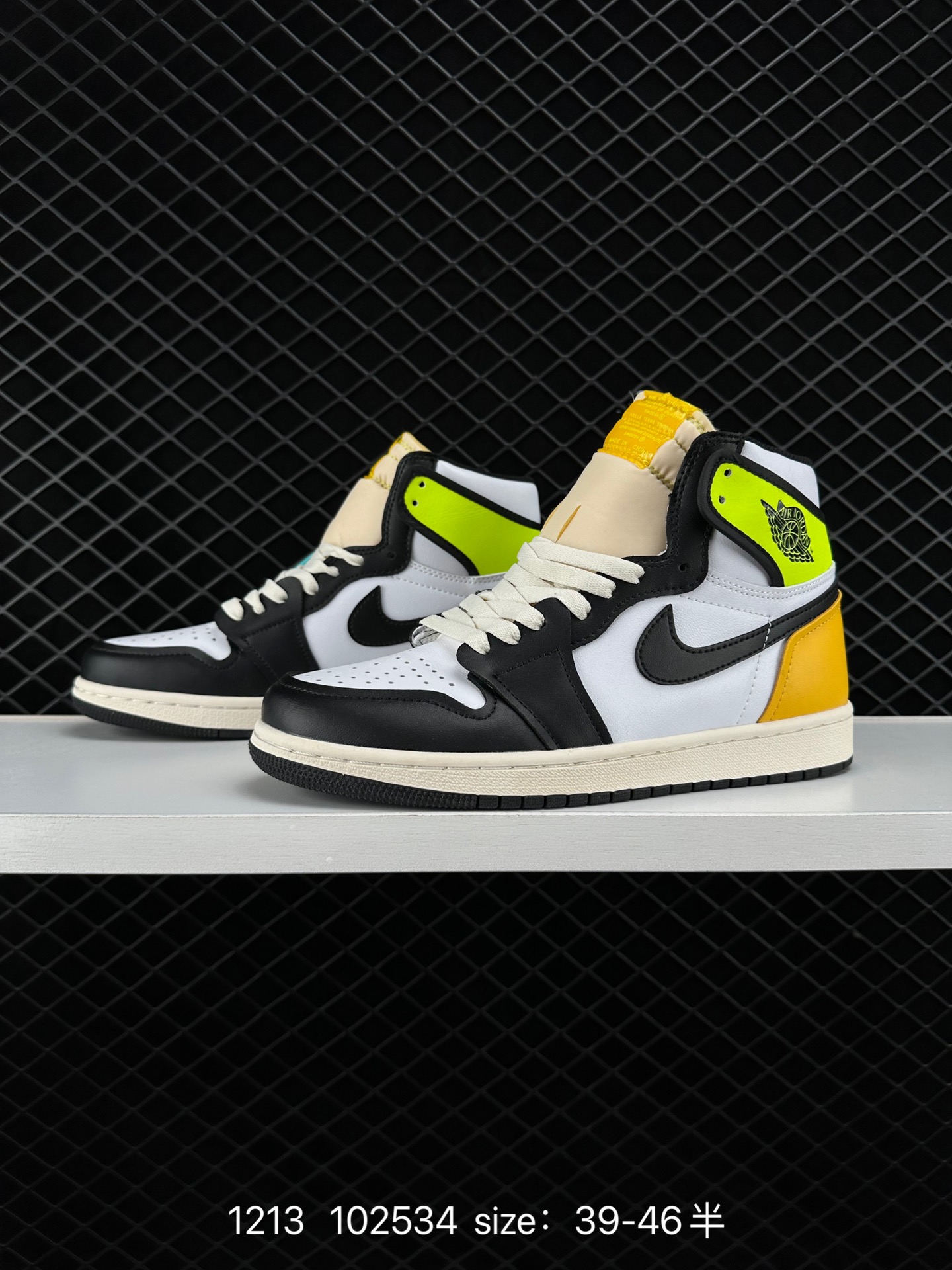 Nike Air Jordan 1 Retro High OG”Black/White“